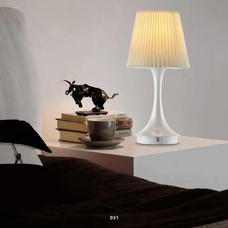 French bedroom advanced sense new nostalgic light luxury book owner bed headlamp