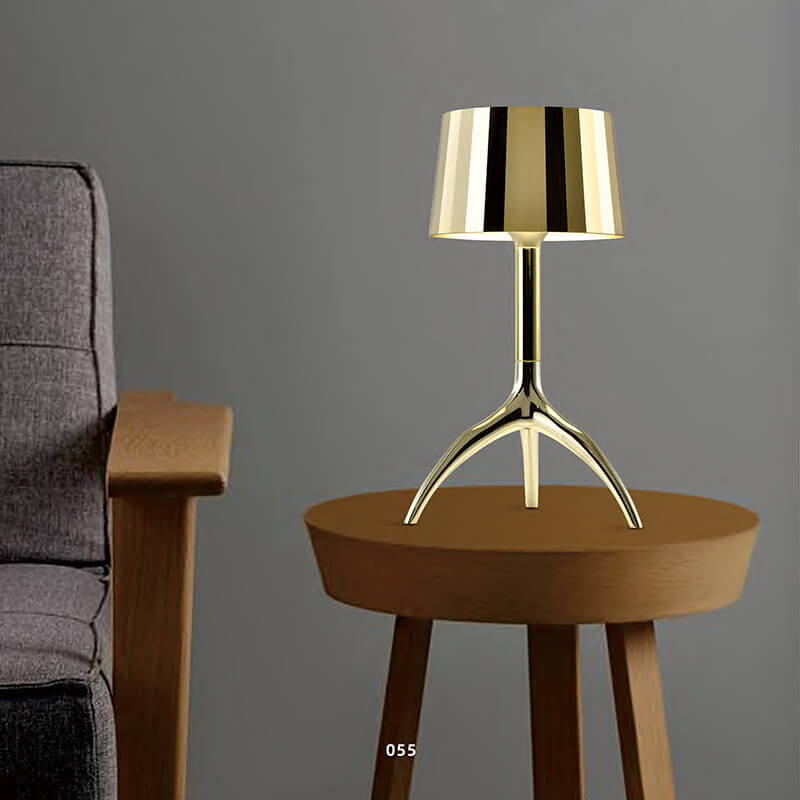 Nordic fashion lamp simple post-modern bedroom bedside lamp light luxury living 